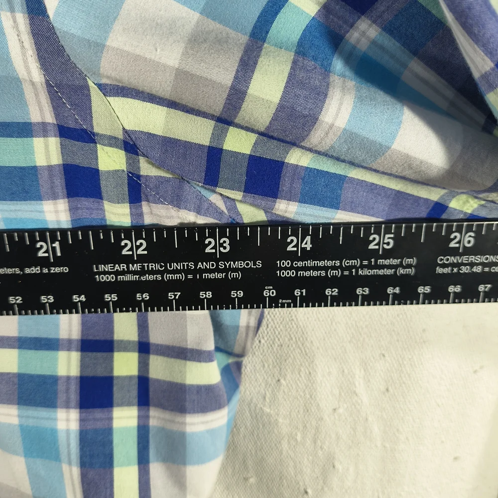 Banana Republic Men's Size XL Casual Blue Plaid Button-Down Short Sleeve Shirt
